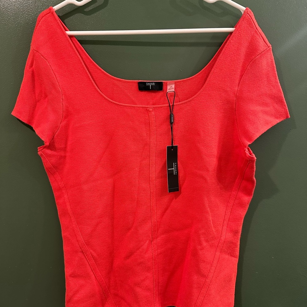 Tahari Coral Short Sleeve Top